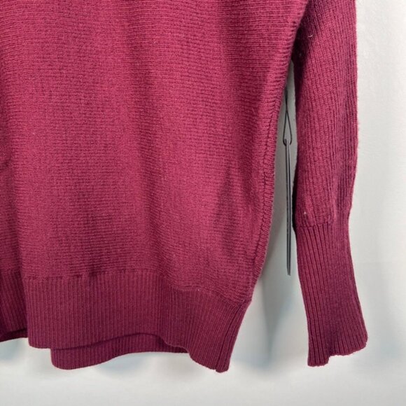 NWT TAHARI 100% EXTRA FINE MERINO WOOL Ribbed Knit Crew Neck Pullover Sweater XS - Picture 10 of 11